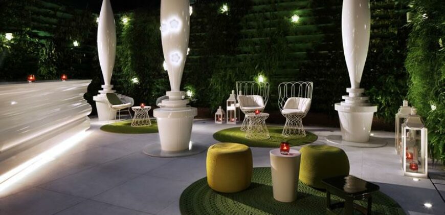 Hyde By Wanders and Yoo